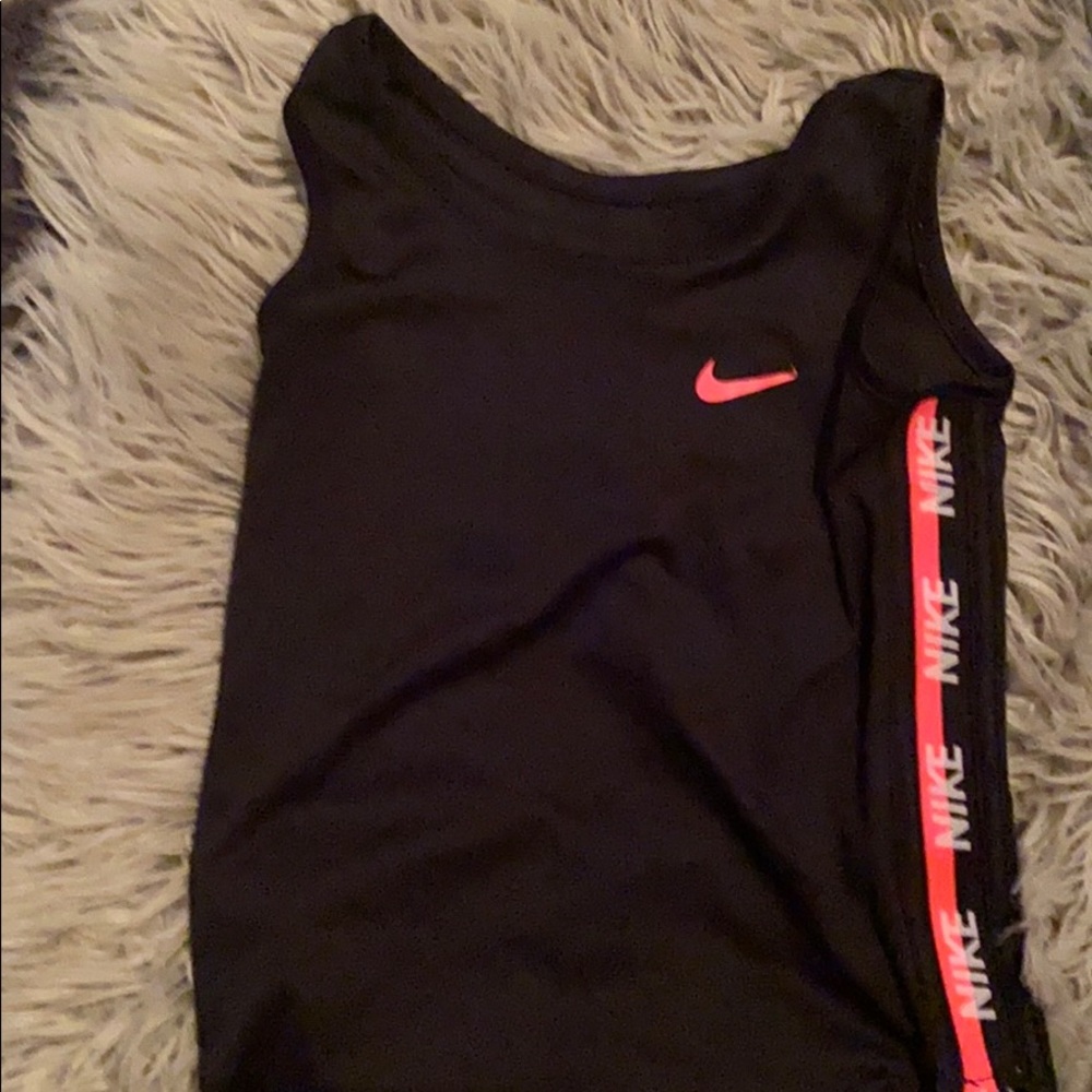 Girls Nike shirt
